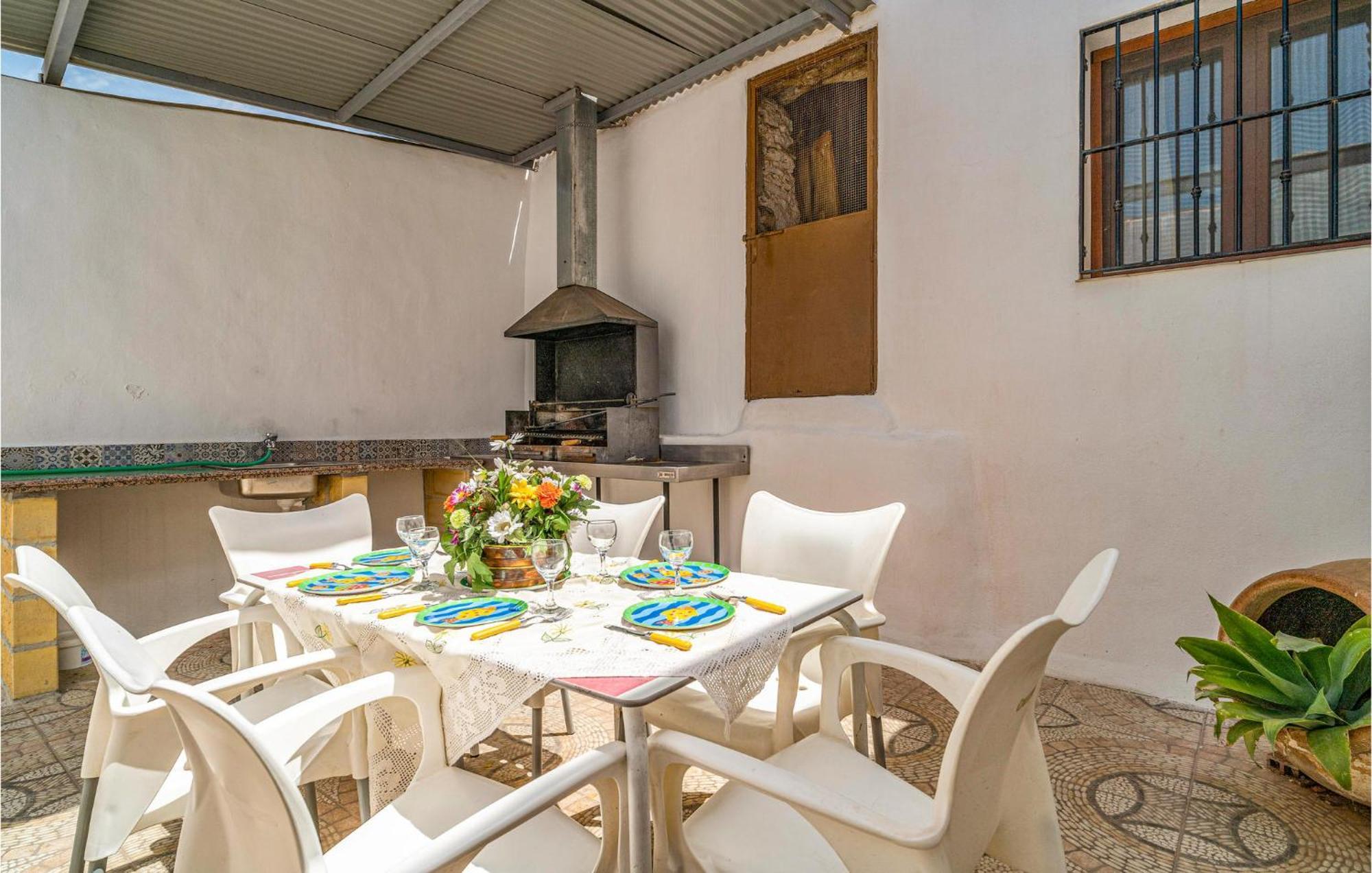 Gorgeous Home In Cajiz With Wifi Cajís Εξωτερικό φωτογραφία