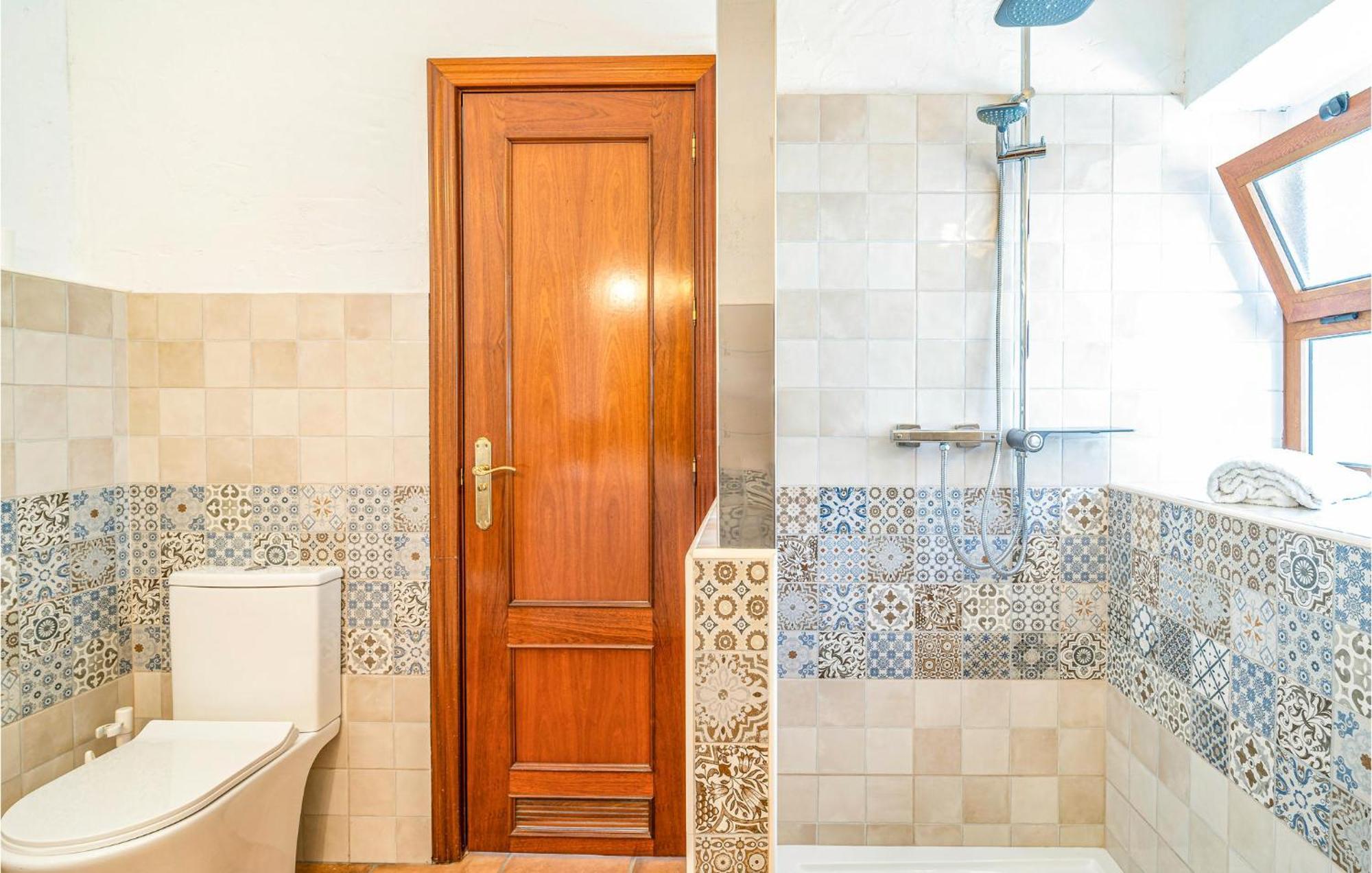 Gorgeous Home In Cajiz With Wifi Cajís Εξωτερικό φωτογραφία